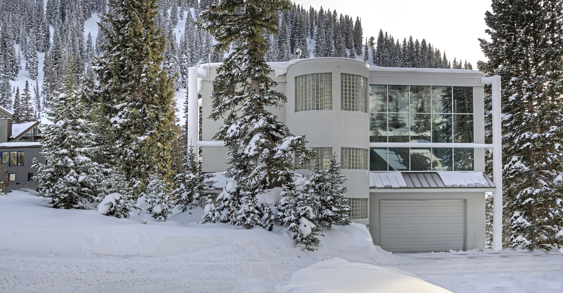 Alta's Rustler House | Luxury House Rental Perfectly Located between Snowbird and Alta, Utah